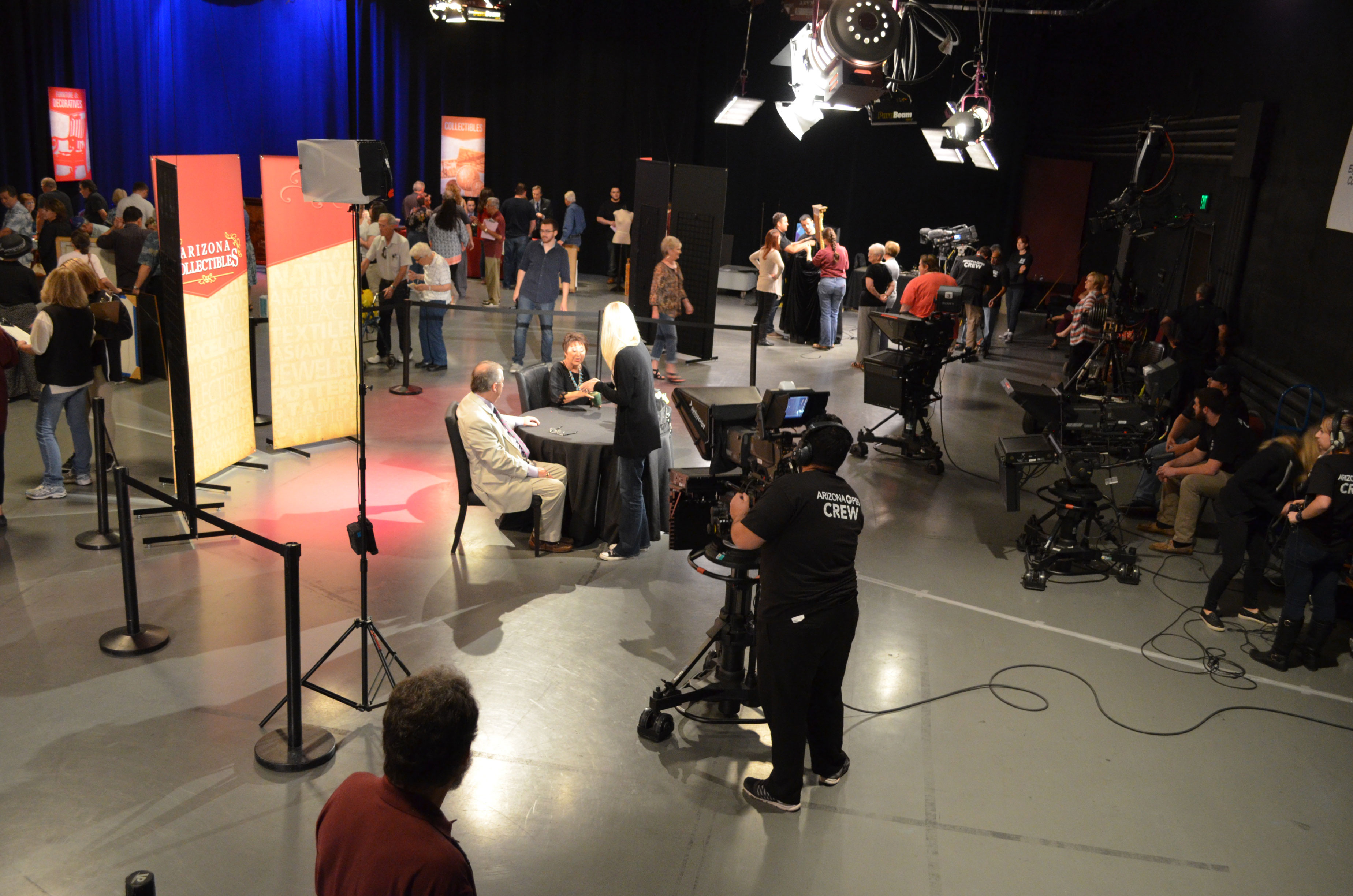 Arizona PBS studio during Arizona Collecibles