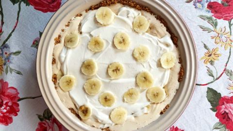 Banana and cajeta cream pie.