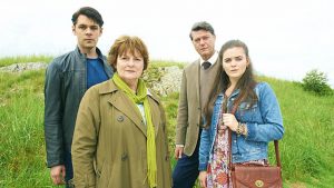 Cast of Vera