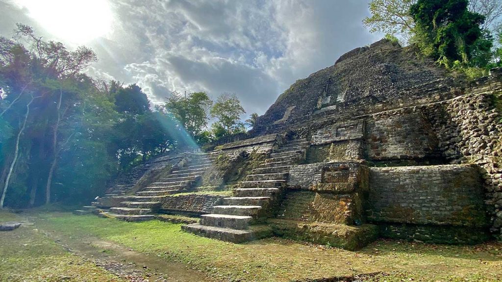 NOVA Ancient Maya Metropolis