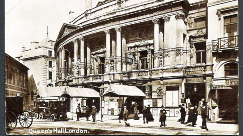 black and white photo of Queen's Hall in London dated 1912
