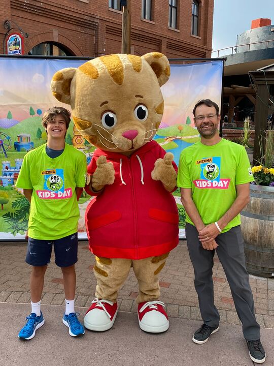 AZPBS Education team members pose with Daniel Tiger.