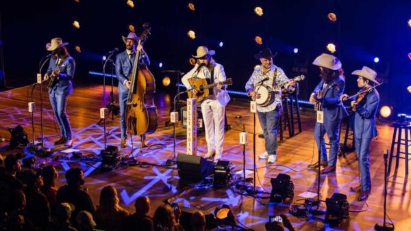 billy strings at the ryman