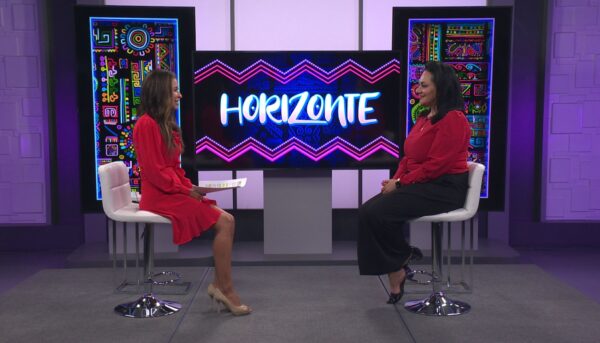 Catherine Anaya interviews a guest on the set of Horizonte