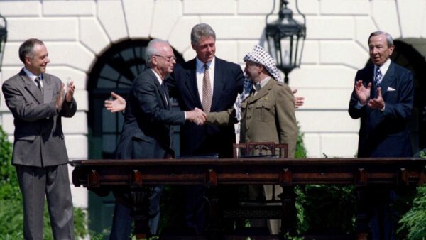 Shattered Dreams of Peace: The Road from Oslo