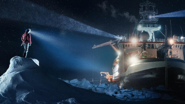 A ship is stuck in the sea ice in the Arctic