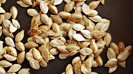 Roasted pumpkin seeds