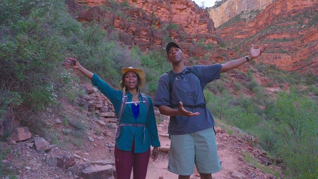 Jayarr Steiner and another hiker in the Grand Canyon