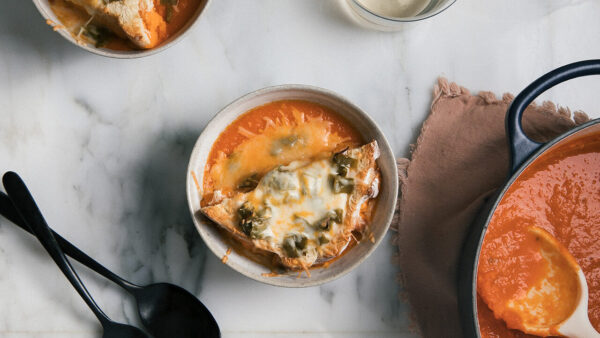 Roasted tomato and red pepper soup