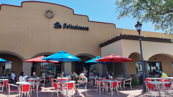 An outdoor patio of a resturant