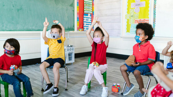 kids interacting in classroom