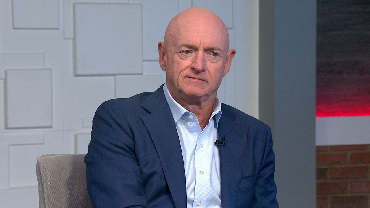 Ted Simons on the set of 