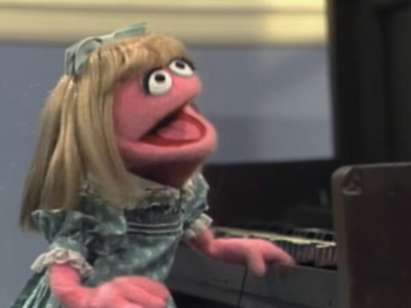 The puppet Prairie Dawn