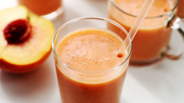 Peach Berry Smoothie