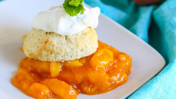 Peach shortcakes