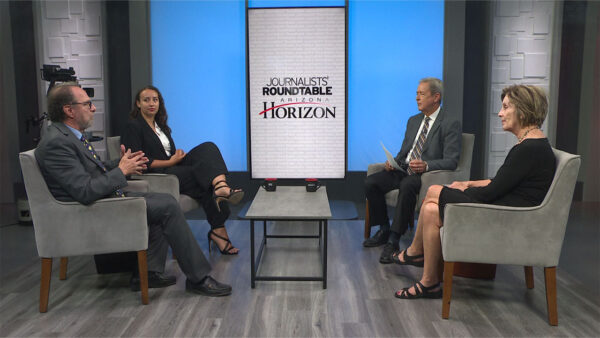 Howie Fischer,Mary Jo Pitzl & Camryn Sanchez
