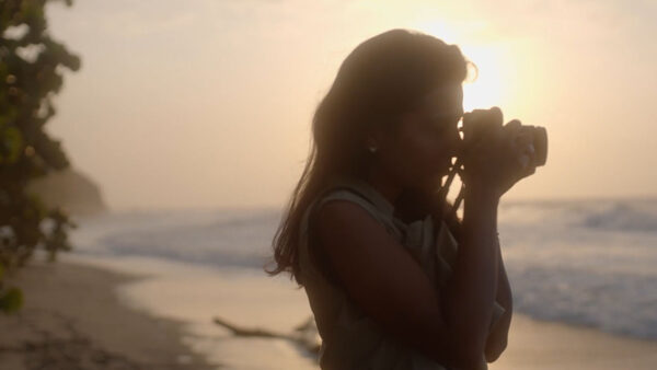 Journalist Gulnaz Khan taking a photo