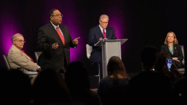 Influential figures in Arizona lawmaking discussing birthright citizenship