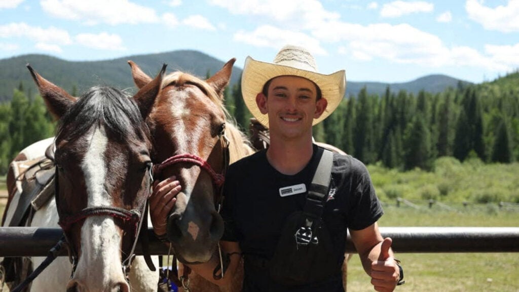 Jason helps with Arizona Friends of Foster Children Foundation