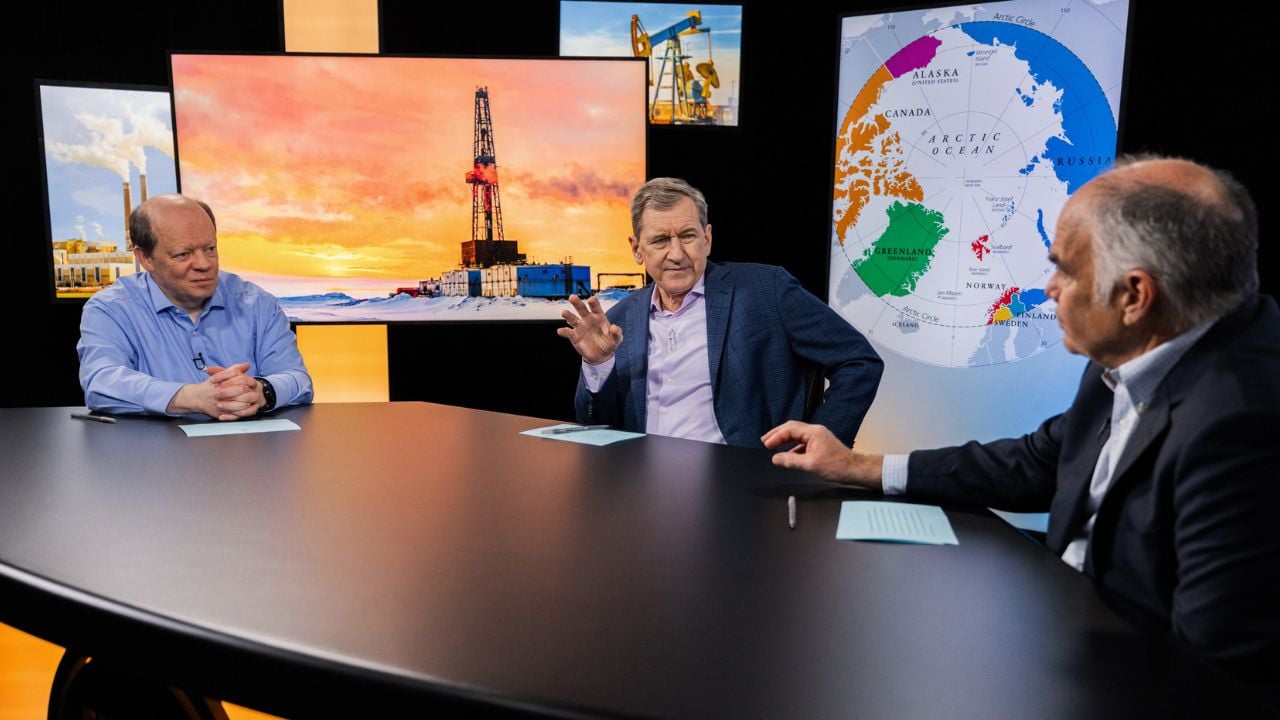 Host of energy switch with guests